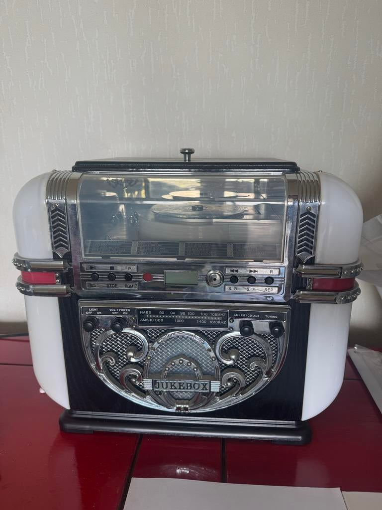 Retro Jukebox met CD/FM/AM/AUX - Zo goed als nieuw, Ophalen, Zo goed als nieuw, 1970 tot heden, Overige merken