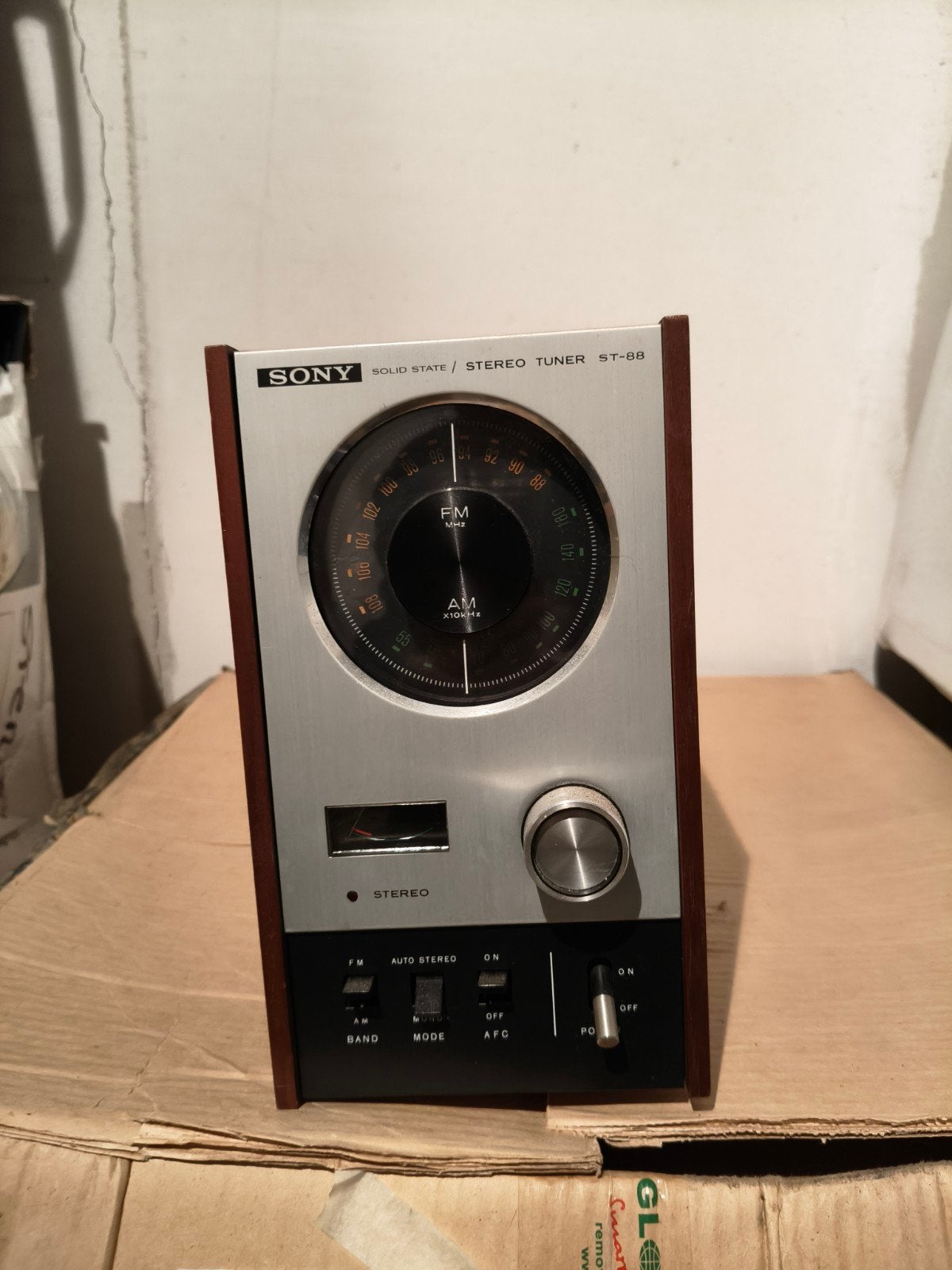 Vintage Sony Solid State Stereo Tuner ST-88, Audio, Tv en Foto, Ophalen, Gebruikt, Radio