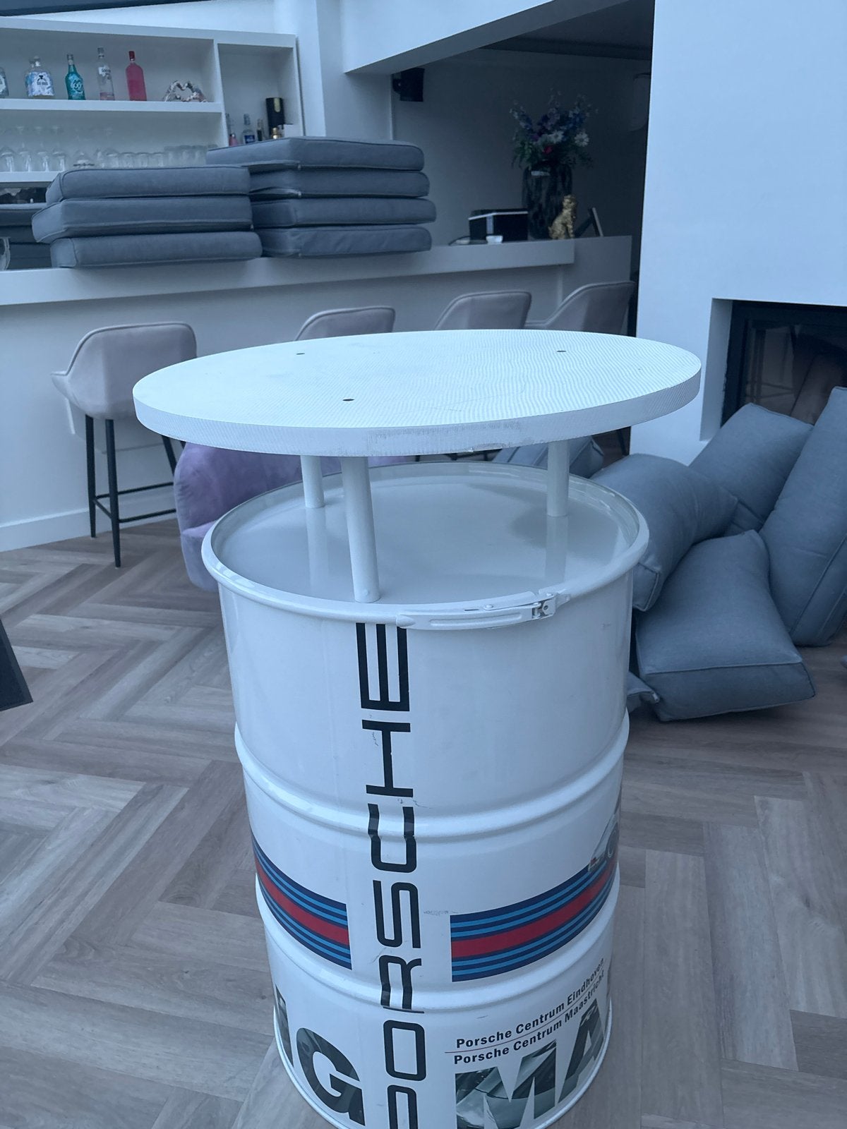 Porsche Martini Racing Olievat Tafel - Set van 2, Ophalen, Gebruikt