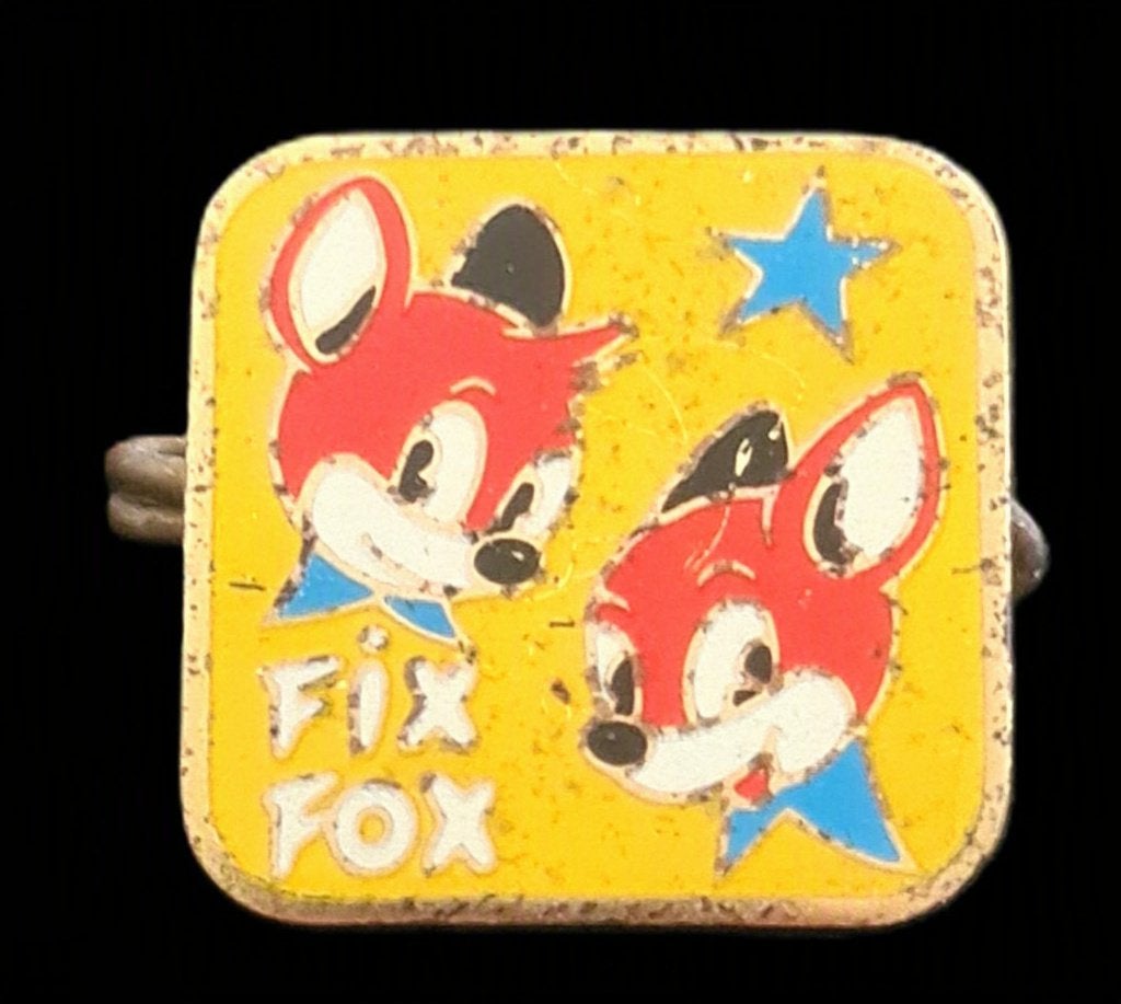 FixFox broche- emaille, Verzamelen, Speldjes, Pins en Buttons, Verzenden, Zo goed als nieuw, Figuurtje, Speldje of Pin