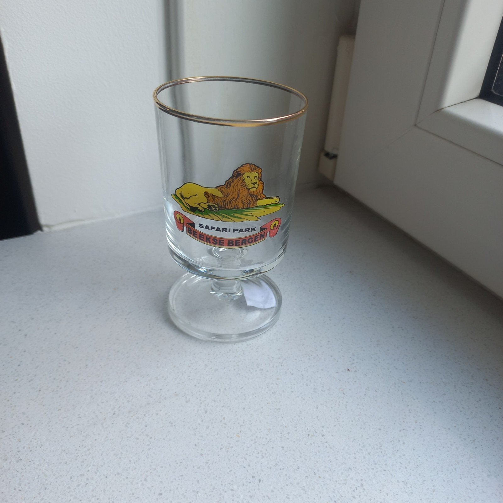 Vintage glas Beekse Bergen Safari Park leeuw, Antiek en Kunst, Ophalen of Verzenden