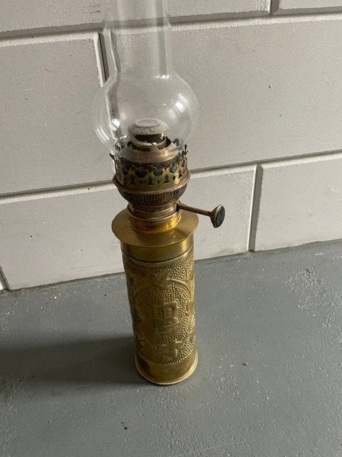 De Militaria- & Trench Art  Militaria (WO1) olielamp, Ophalen