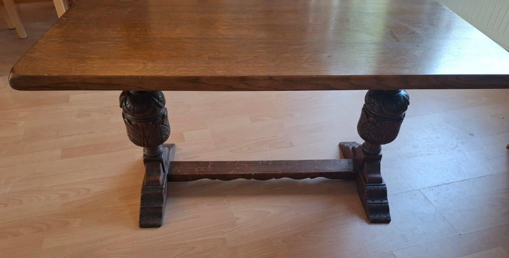 Zeer degelijke massief eikenhouten salontafel, Huis en Inrichting, Tafels | Salontafels, 100 tot 150 cm, Eikenhout, Zo goed als nieuw