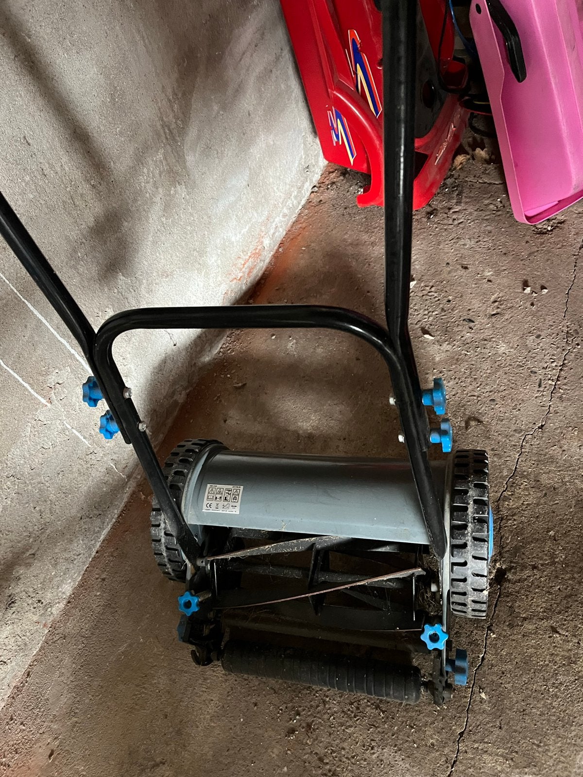 Handgrasmaaier, Tuin en Terras, Grasmaaiers, Ophalen, Handgrasmaaier, Zo goed als nieuw, 30 t/m 39 cm