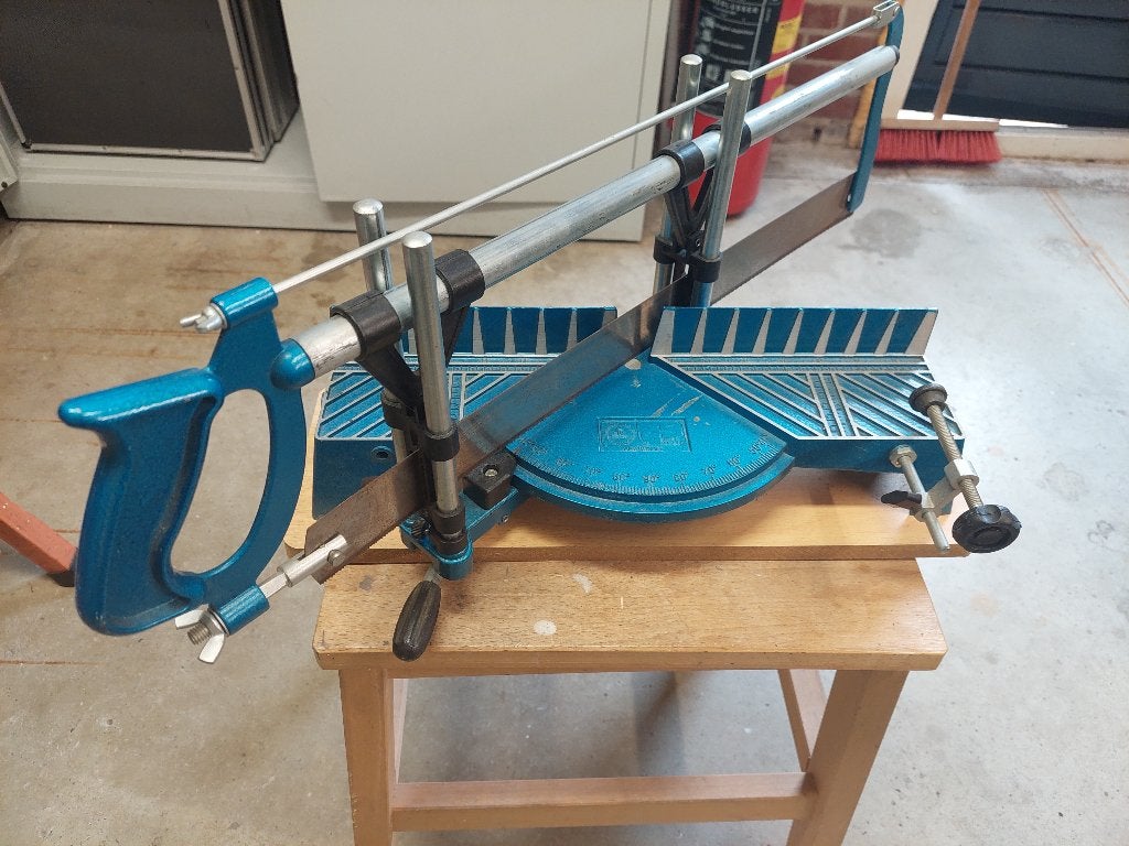 550 mm verstekzaag, Ophalen of Verzenden, Zo goed als nieuw, Zaag, Overige merken