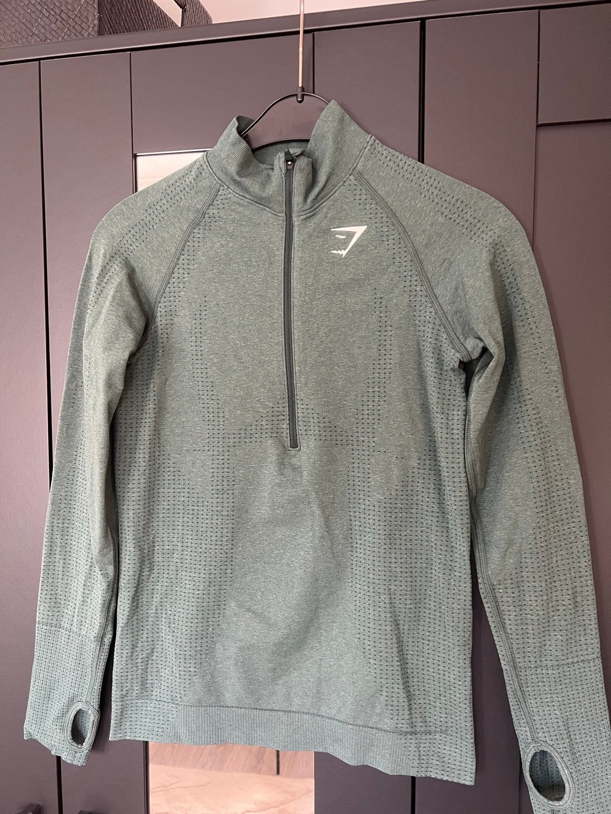 Gymshark Longsleeve met rits, Kleding | Dames, Ophalen of Verzenden, Maat 36 (S), Groen, Fitness of Aerobics