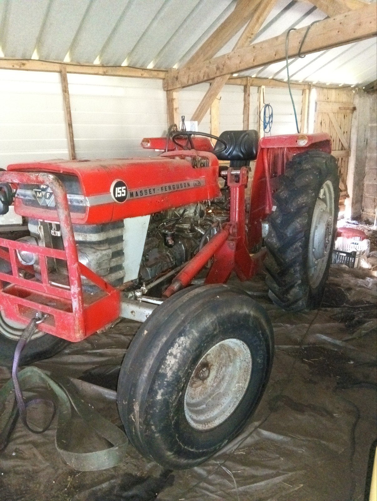 Massey Ferguson 155 tractor - motor defect Export, Gebruikt, Tot 2500, Ophalen of Verzenden, Tot 80 Pk