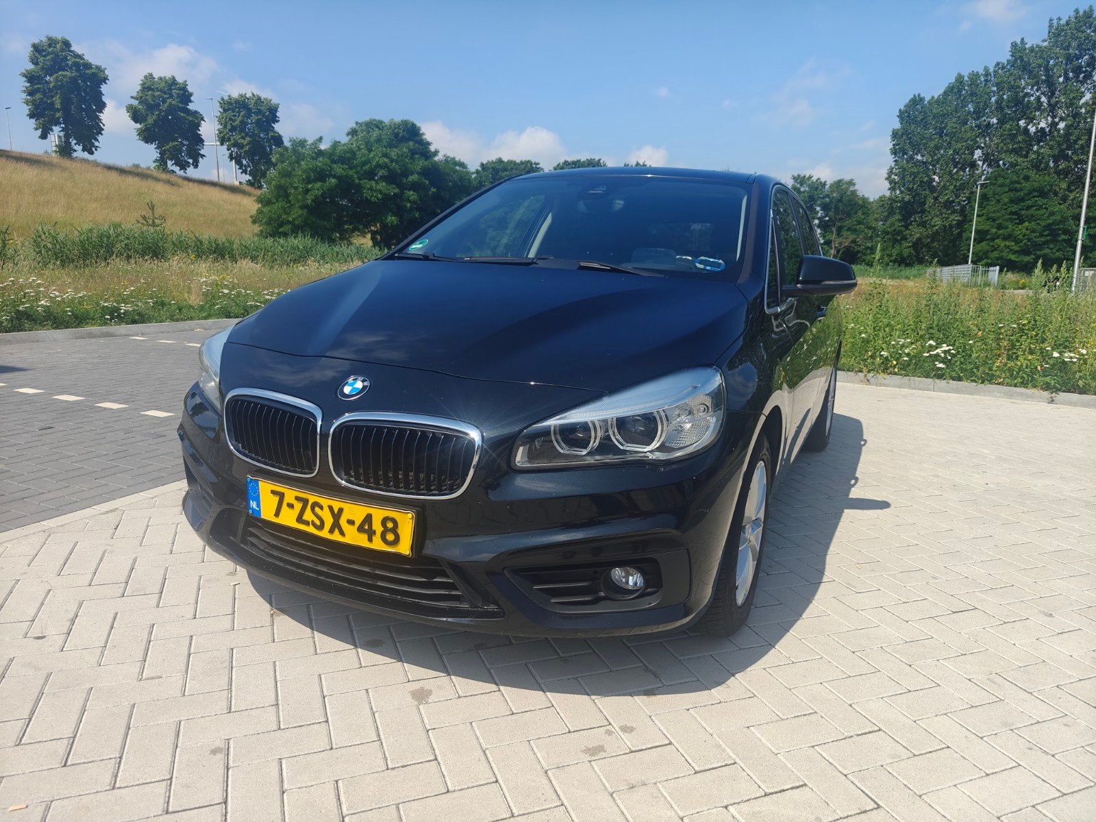 BMW Active Tourer 1.5 218I AUT 2015 PANO HUD Camera NAP, 136 pk, Zwart, Onderhoudsboekje, 2-Serie Active Tourer