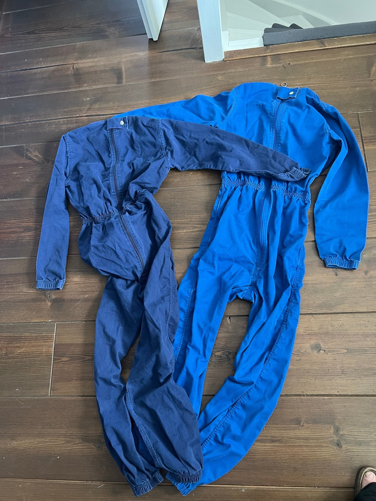 Twee 4 Care Pyjama's Jongen Maat 164 met Rits op de Rug, Ophalen of Verzenden, Gebruikt, Jongen, Nacht- of Onderkleding