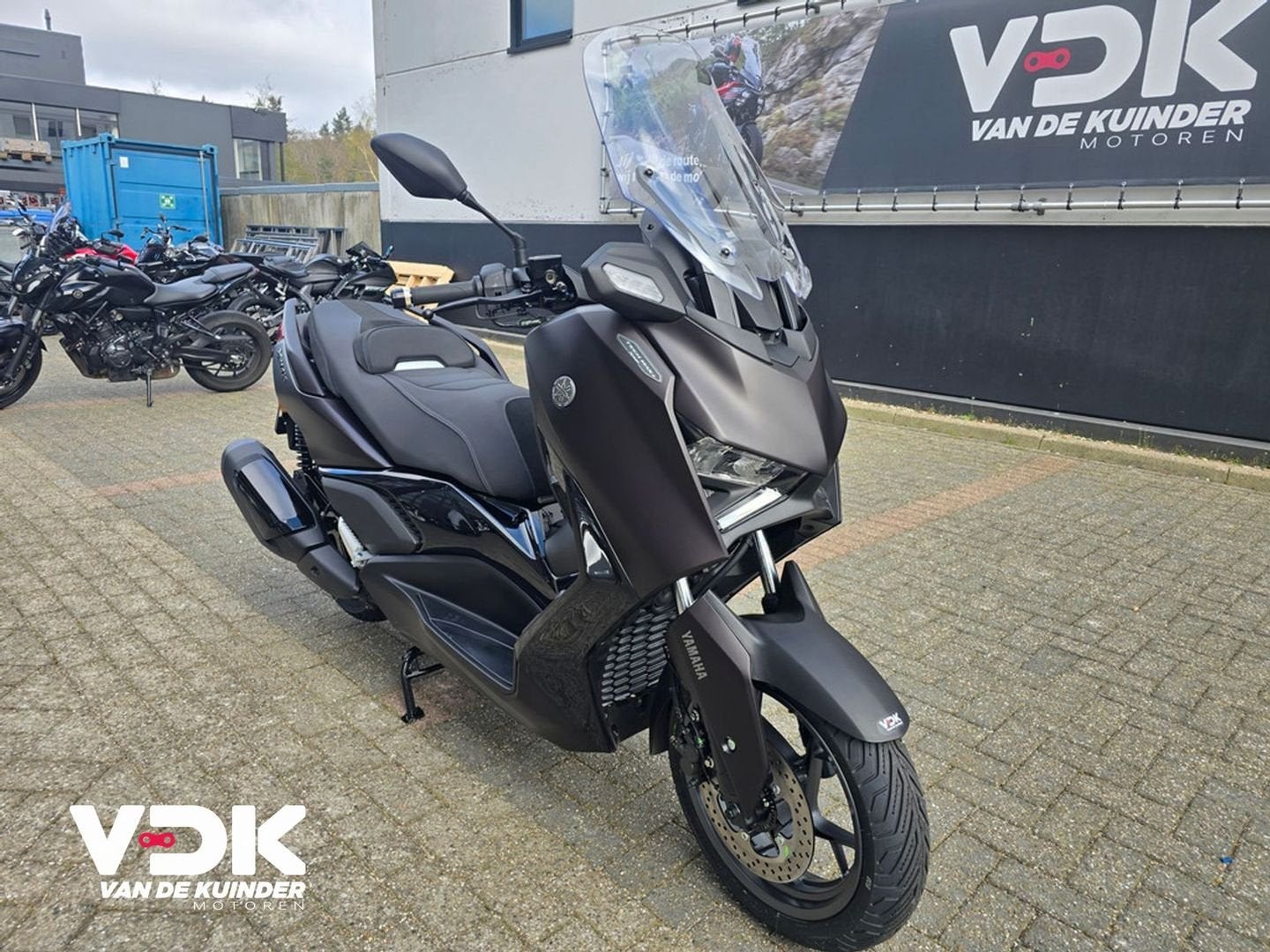 Yamaha XMAX 300 TECHMAX+ (bj 2026), Motoren, 299 cc, Scooter, Bedrijf, Onbekend