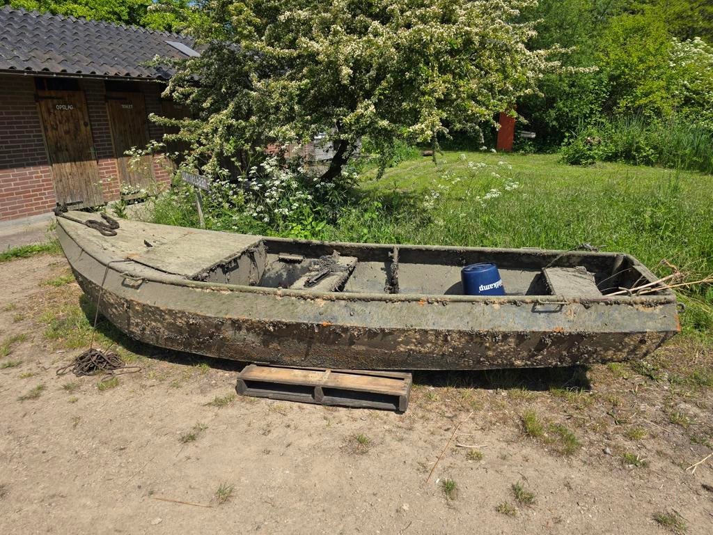 Robuuste visboot/roeiboot - Ideaal voor waterwerk, Watersport en Boten, Ophalen, Gebruikt, Overige typen