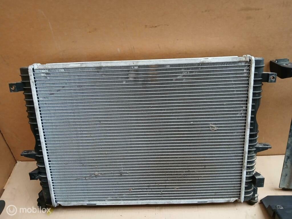ZGAN Radiateur Land Rover Discovery II Radiator TD5 viscofan, Land Rover, Ophalen of Verzenden, Gebruikt, Land Rover