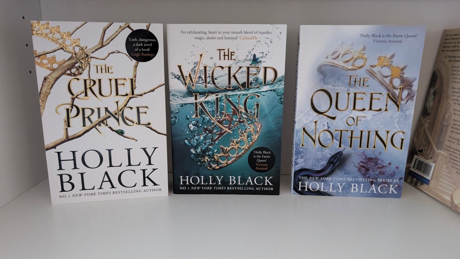 The Cruel Prince books - Holly Black (nieuwstaat), Ophalen, Zo goed als nieuw
