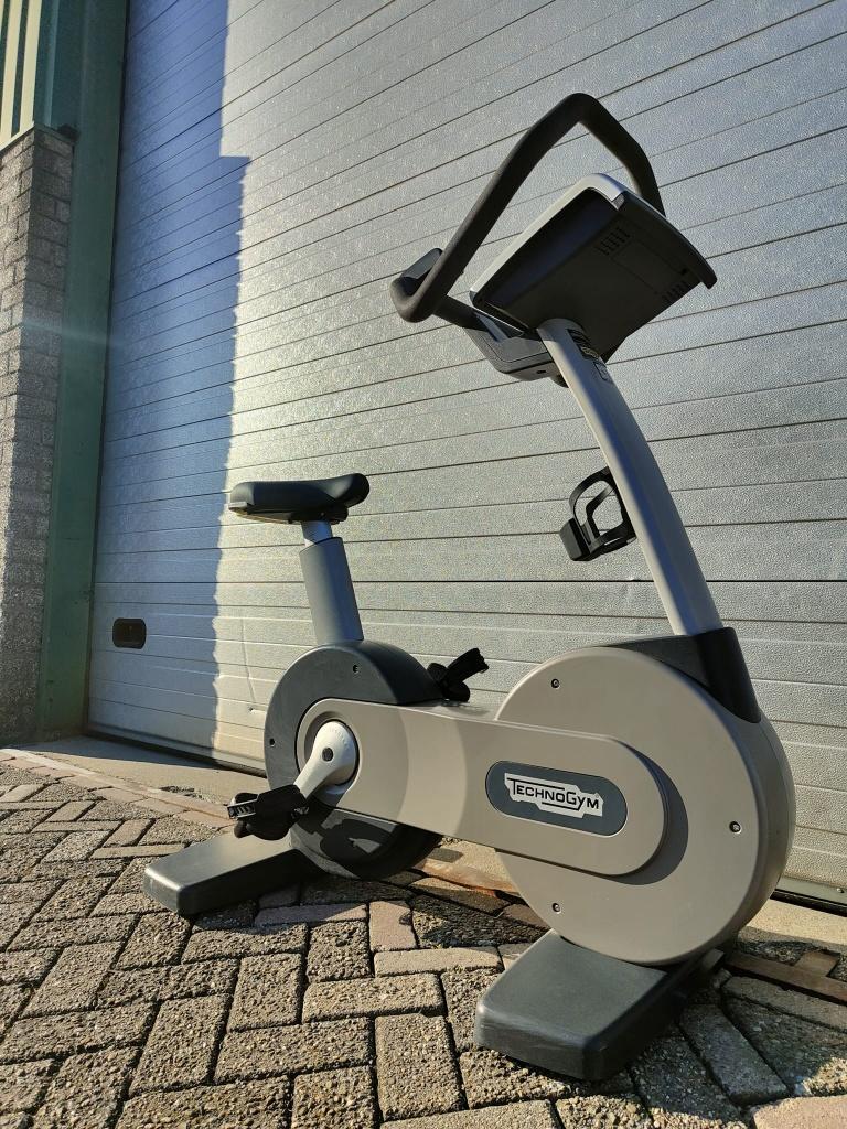 Technogym hometrainer, Sport en Fitness, Fitnessmaterialen, Ophalen, Gebruikt, -, -