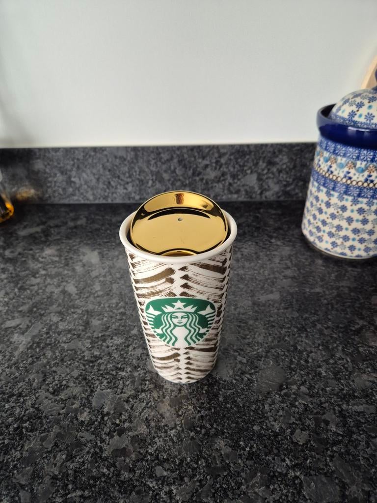 Starbucks - Reisbeker Gold Chevron Mermaid 355 ml 2015, Ophalen of Verzenden, Glas, Overige stijlen, Kop(pen) en/of Schotel(s)