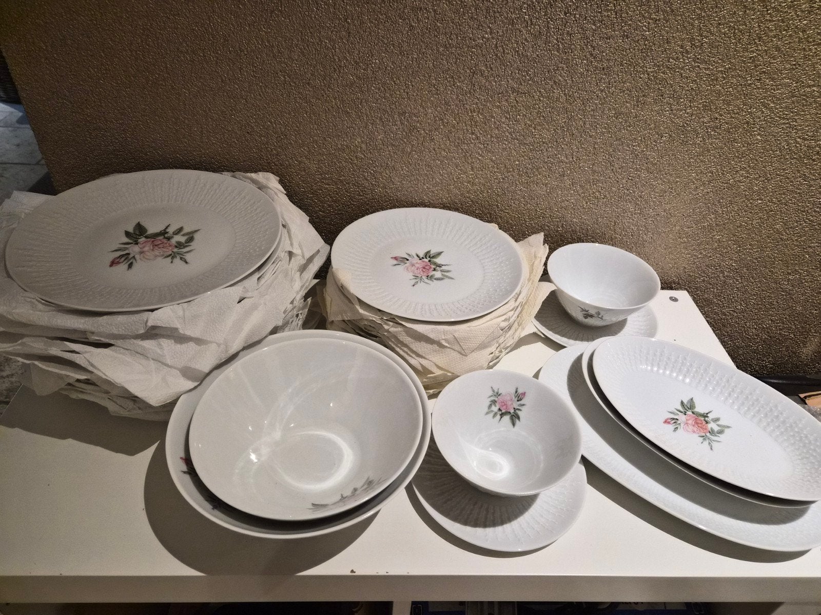 Prachtig Hutschenreuther Exzellenz Rosita servies - 31-delig, Ophalen