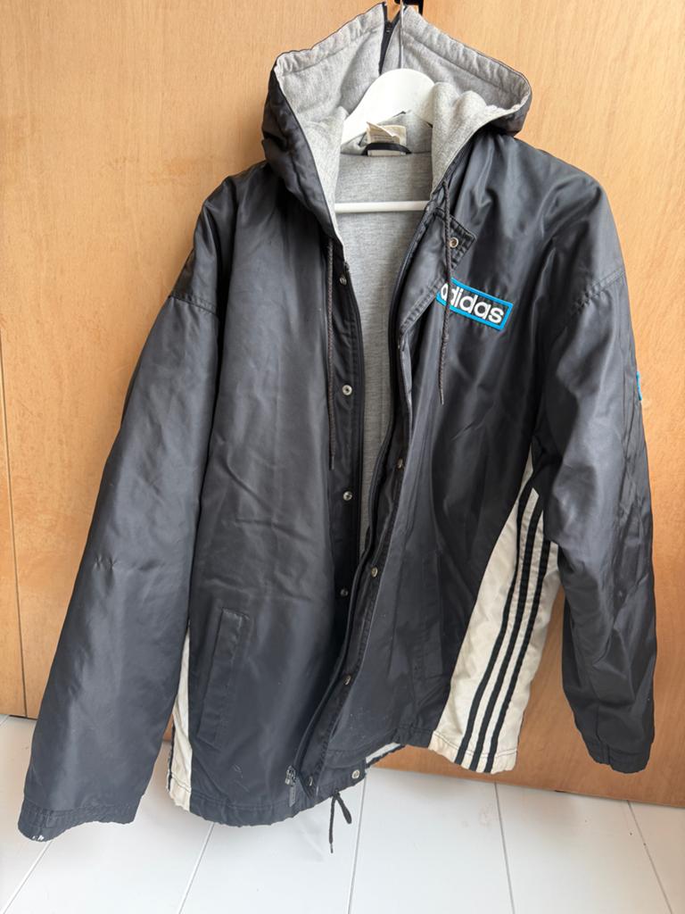 Adidas Vintage Windjack Zwart met Blauwe Details, Ophalen of Verzenden, Gedragen, Overige maten, Zwart