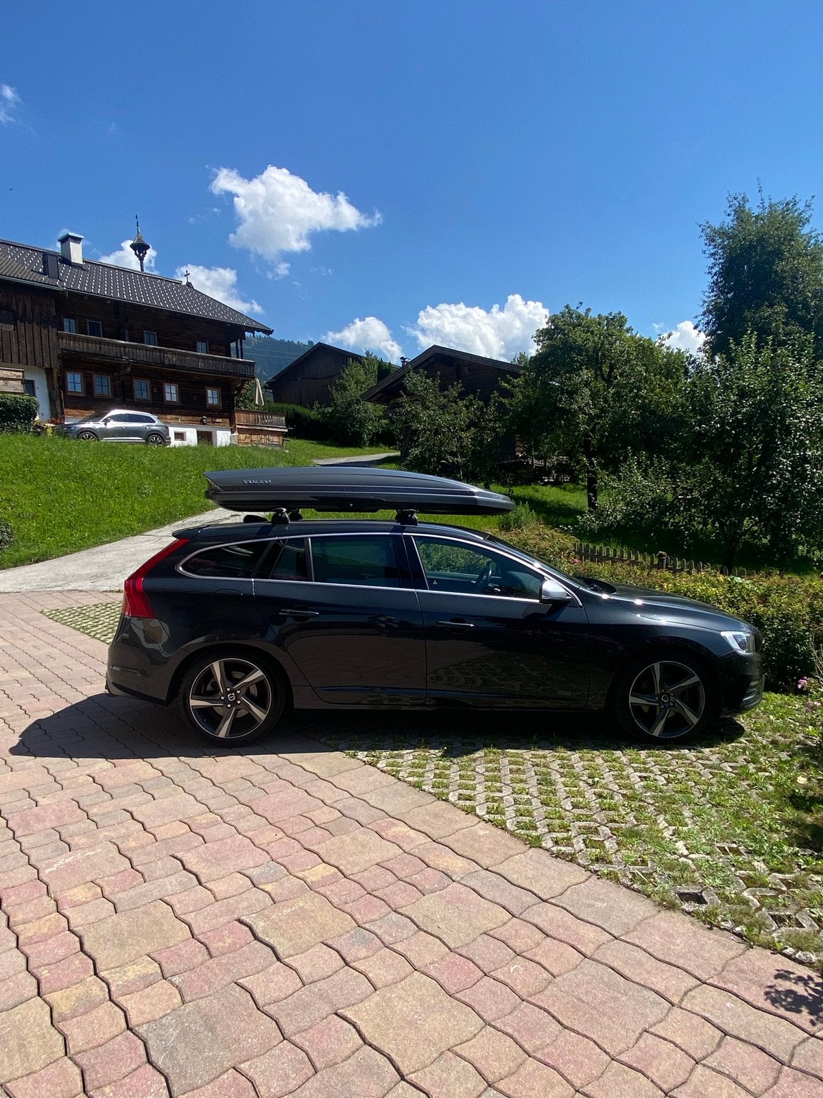 Originele Volvo dakdrager en Space Design dakkoffer, Ophalen, Zo goed als nieuw