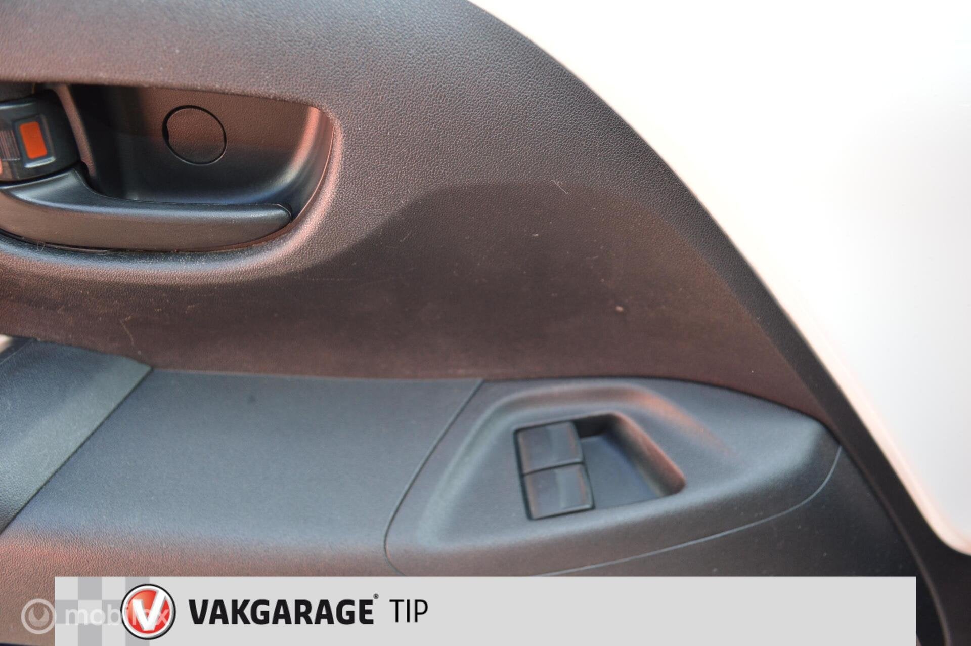 Foto 9 van Peugeot 108 1.0 e-VTi Active