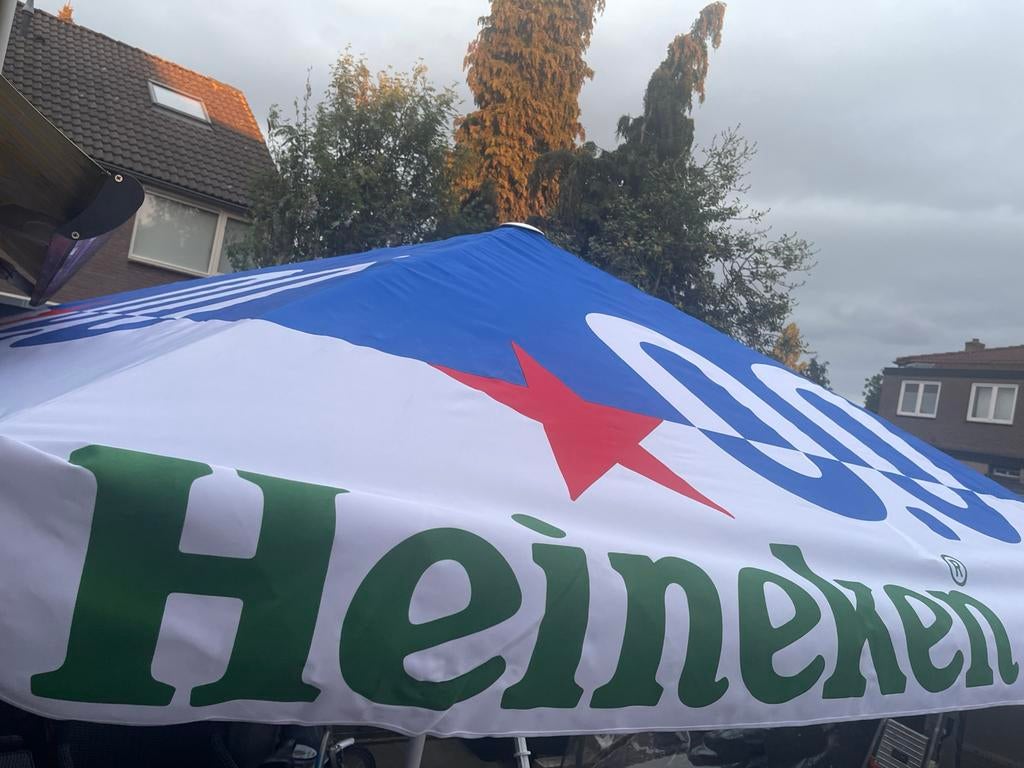 Parasol Heineken 3x3, Tuin en Terras, Parasols, Ophalen, 2 tot 3 meter, Waterdicht, Zweefparasol