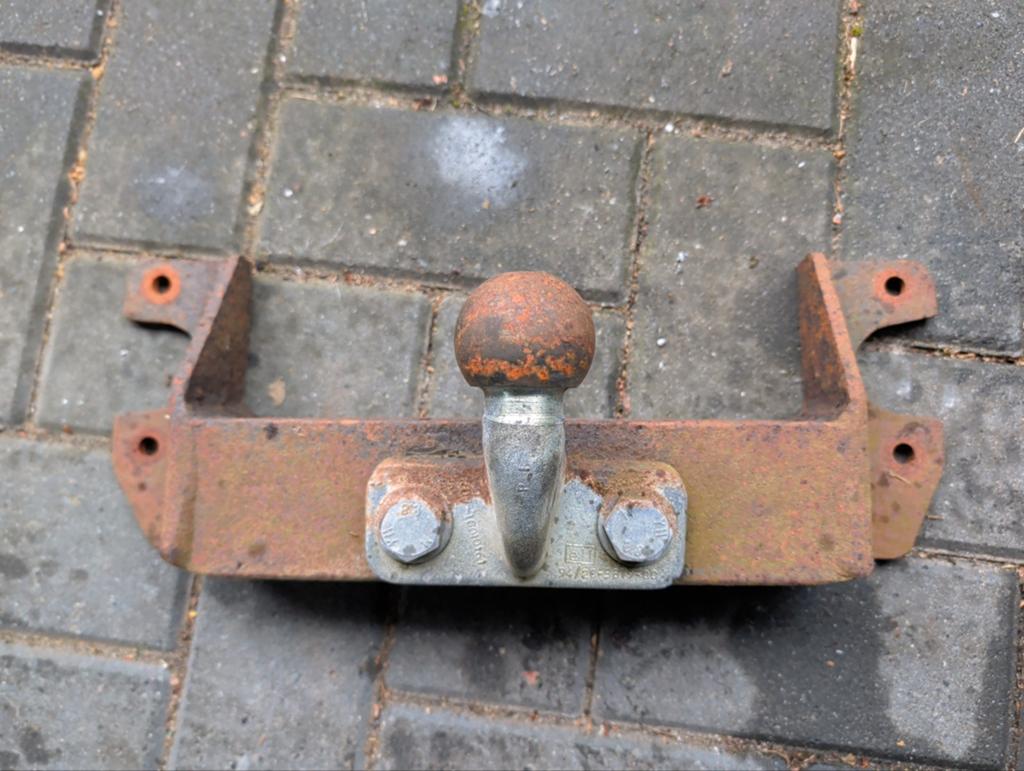 Trekhaak voor o.a John deere x300 x304 enz, Ophalen