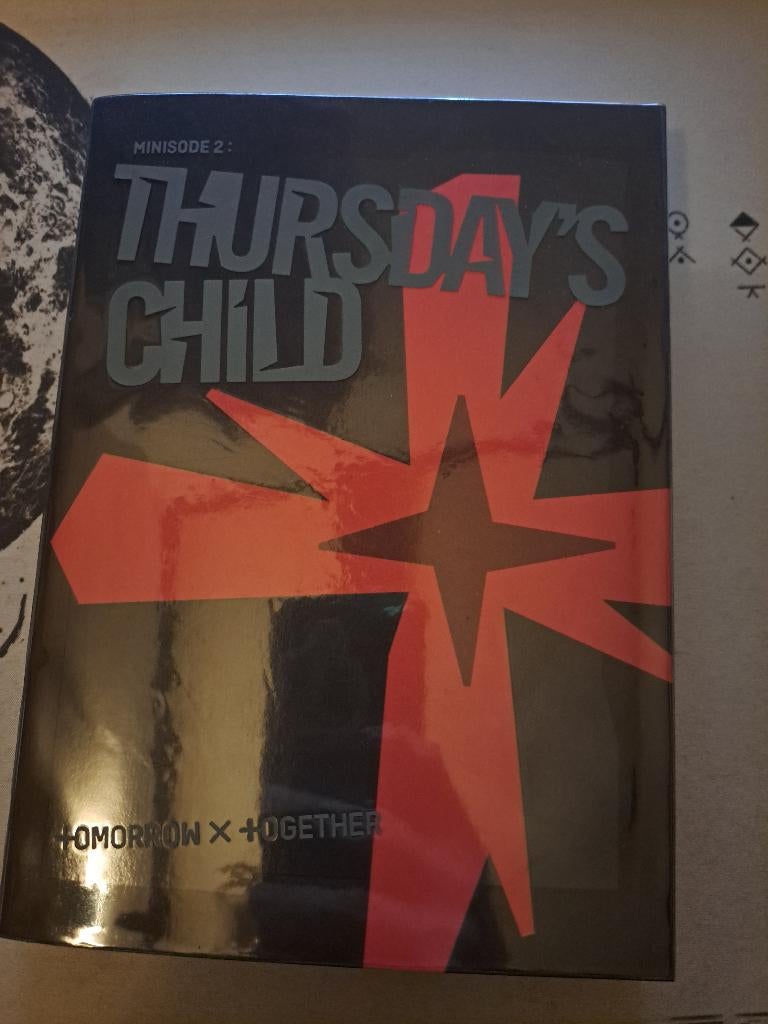 TXT - Minisode 2: THURSDAY'S CHILD (mess version), Ophalen of Verzenden, Zo goed als nieuw, Aziatisch