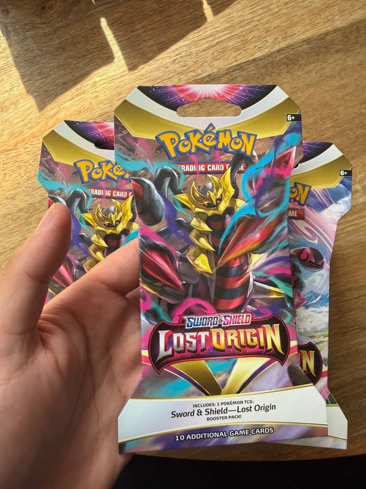 Pokémon Lost Origin Sleeved booster, Ophalen of Verzenden, Nieuw, Booster, Foil