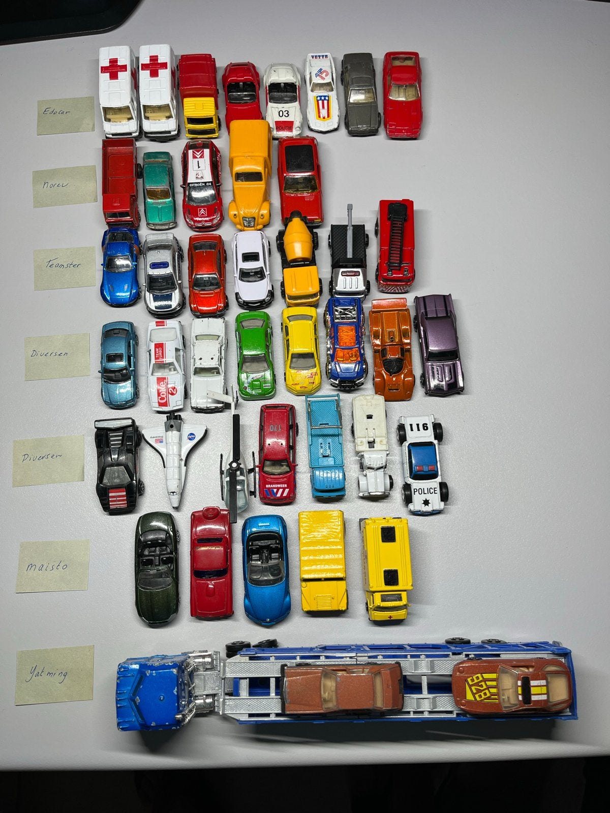 43 Miniatuur autootjes, Edocar, Norev, Maisto en meer, Ophalen of Verzenden, Maisto