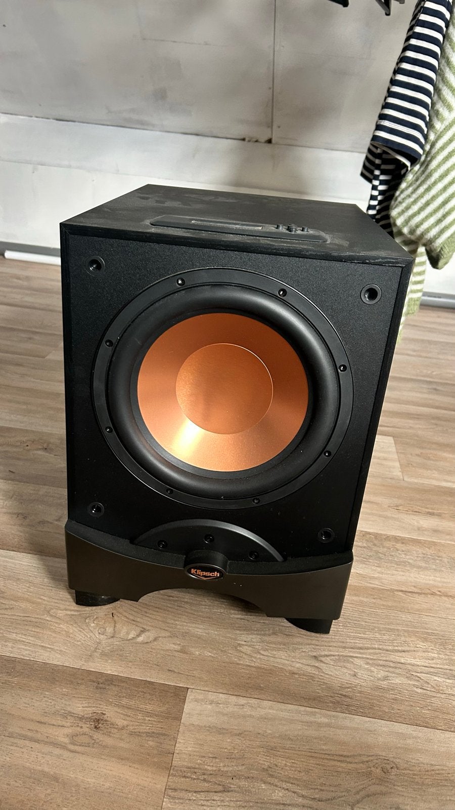 Klipsch Subwoofer 10e kapot!, Gebruikt, Subwoofer, Basreflex, Ophalen
