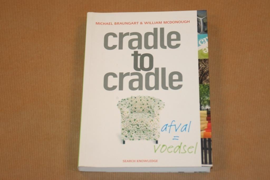 Cradle to cradle - afval = voedsel, Ophalen of Verzenden, Zo goed als nieuw, Nederland