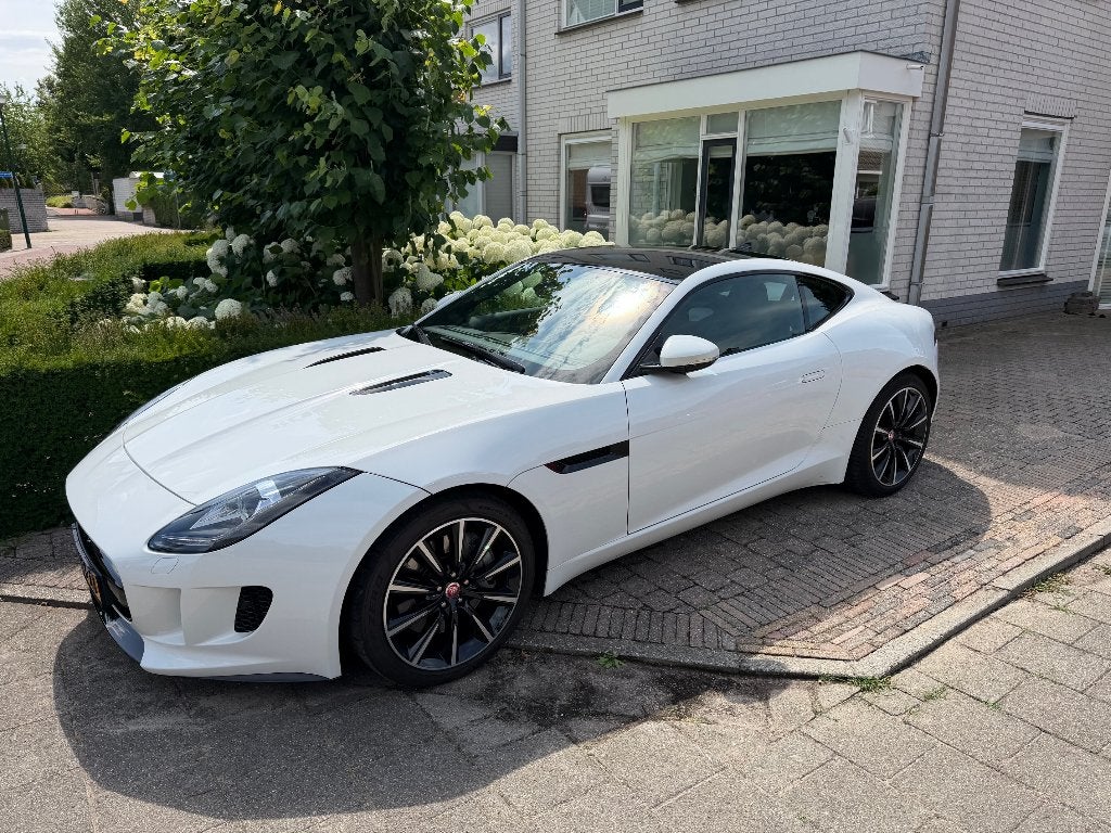 Jaguar F-type 3.0 V6 SC Coupé 2015 Wit, Auto's, Jaguar, Particulier, F-type, ABS, Achteruitrijcamera, Airbags, Airconditioning