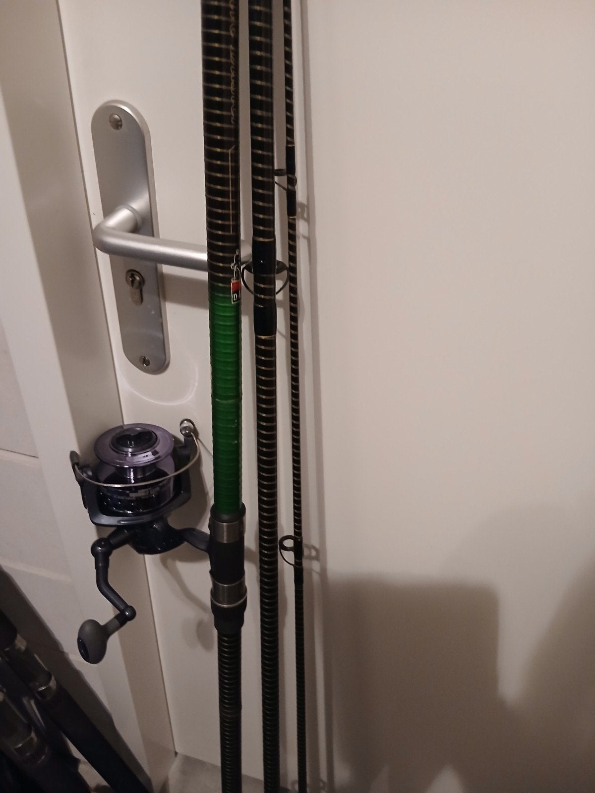 Zeehengels met molens: DAM en Thomson 4.20 cm, Watersport en Boten, Ophalen