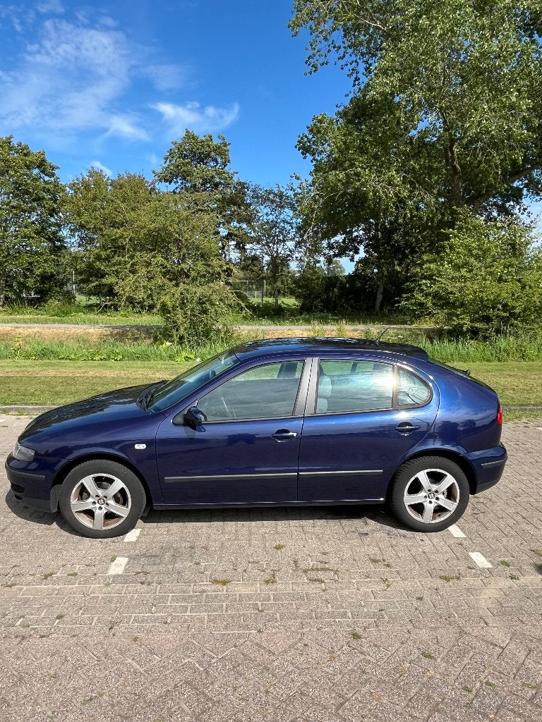Seat Leon 1.4 16V 55KW 2001 Blauw, Auto's, Voorwielaandrijving, 15 km/l, 74 pk, 4 cilinders