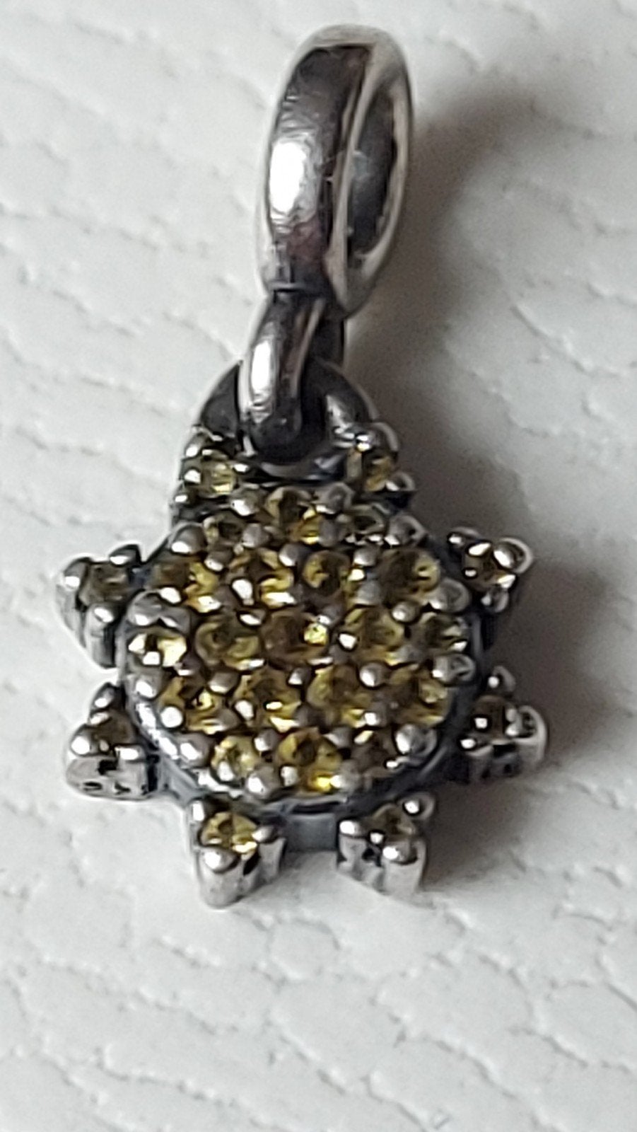 Originele Pandora Essence Me mini bedel zon geel, Sieraden, Tassen en Uiterlijk, Bedels, Pandora, Ophalen of Verzenden, Zo goed als nieuw