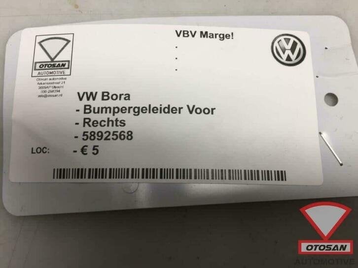vw bora bumpergeleider rechts voor 5892568, Auto-onderdelen, Gebruikt, Volkswagen, Volkswagen AG, Bumper