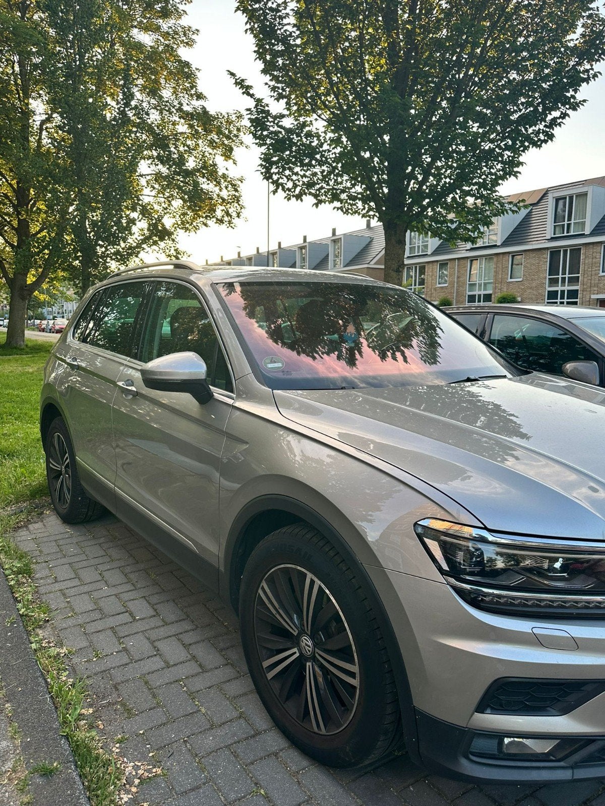 Volkswagen Tiguan 2.0TSI 132KW/180PK 4M A7 M16 2017 Grijs, Auto's, Volkswagen, Automaat, Stof, 4 cilinders, 1984 cc