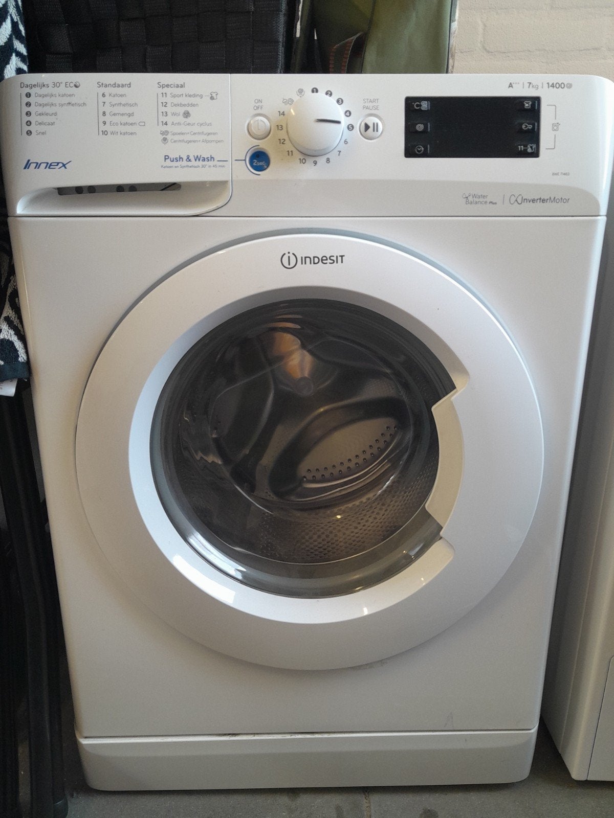 Indesit wasmachine, Witgoed en Apparatuur, Wasmachines, Ophalen, 1200 tot 1600 toeren, 85 tot 90 cm