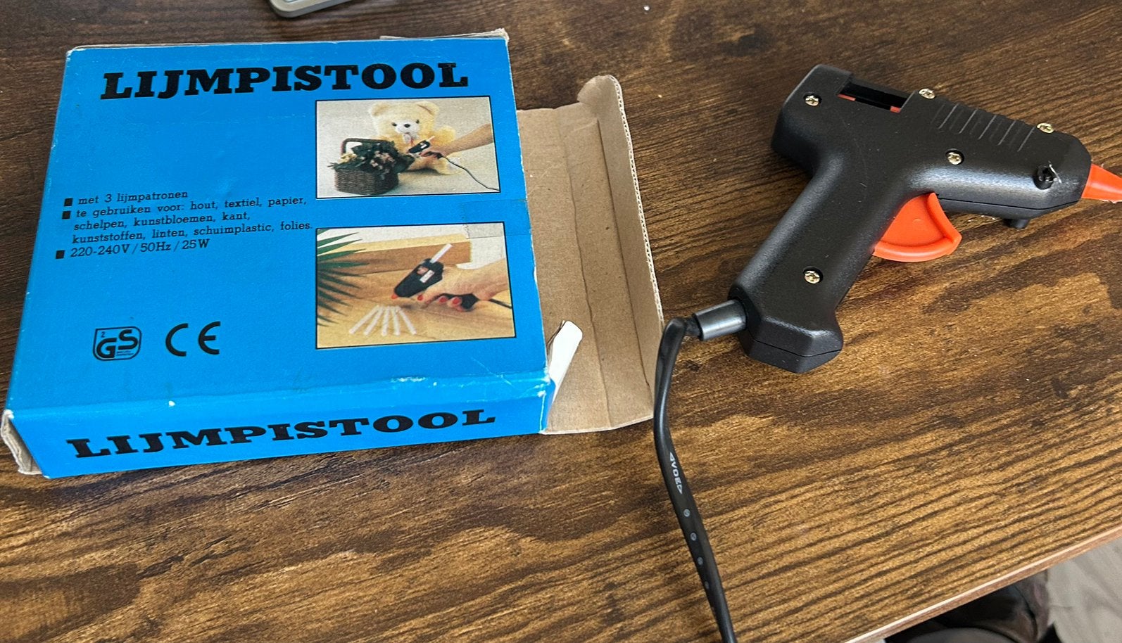 Lijmpistool    Zo goed als nieuw, Ophalen of Verzenden, Zo goed als nieuw, Gereedschap of Toebehoren