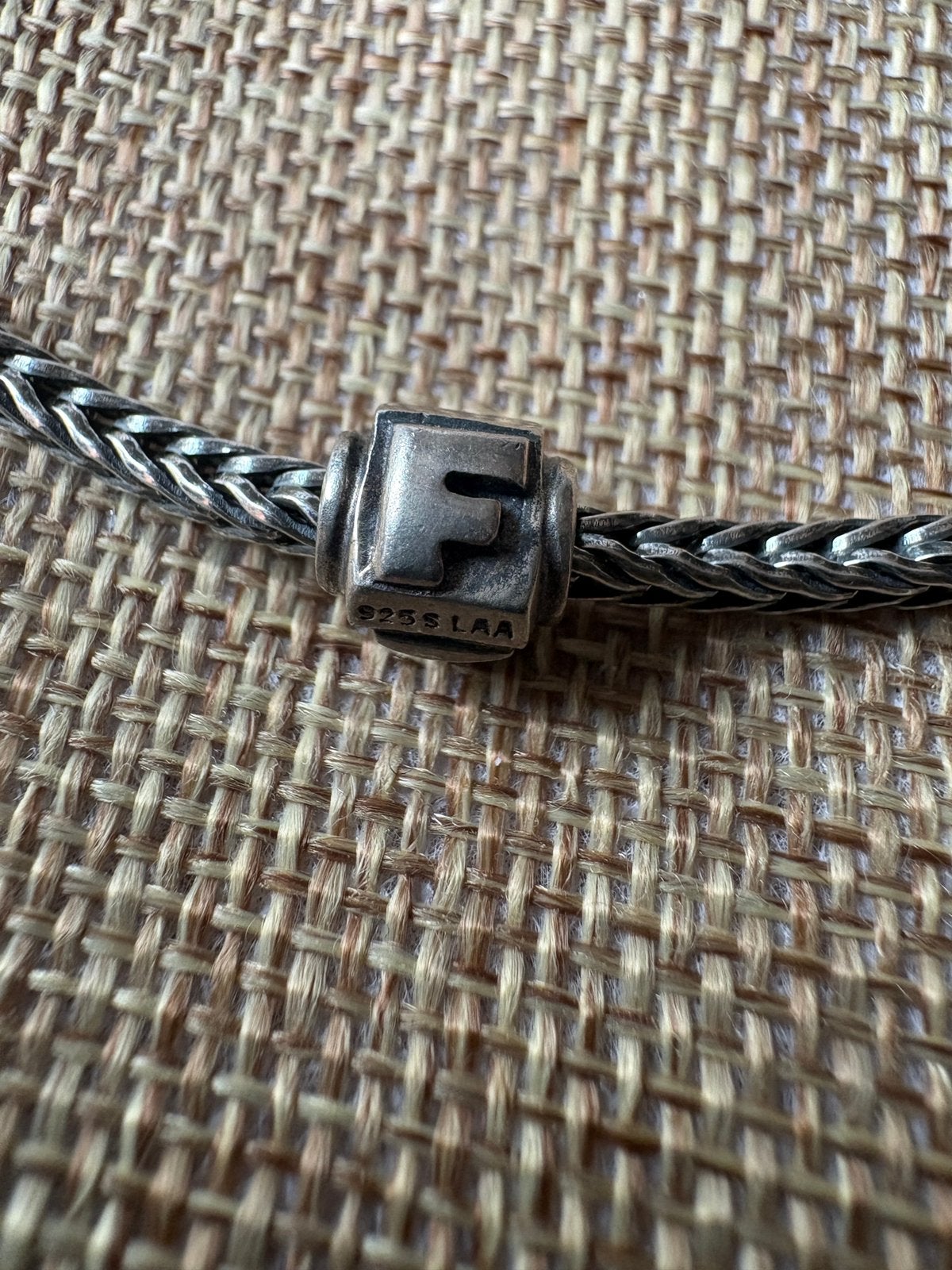 Trollbeads oude alfabet letter F, Verzenden, Nieuw, Zilver, Trollbeads