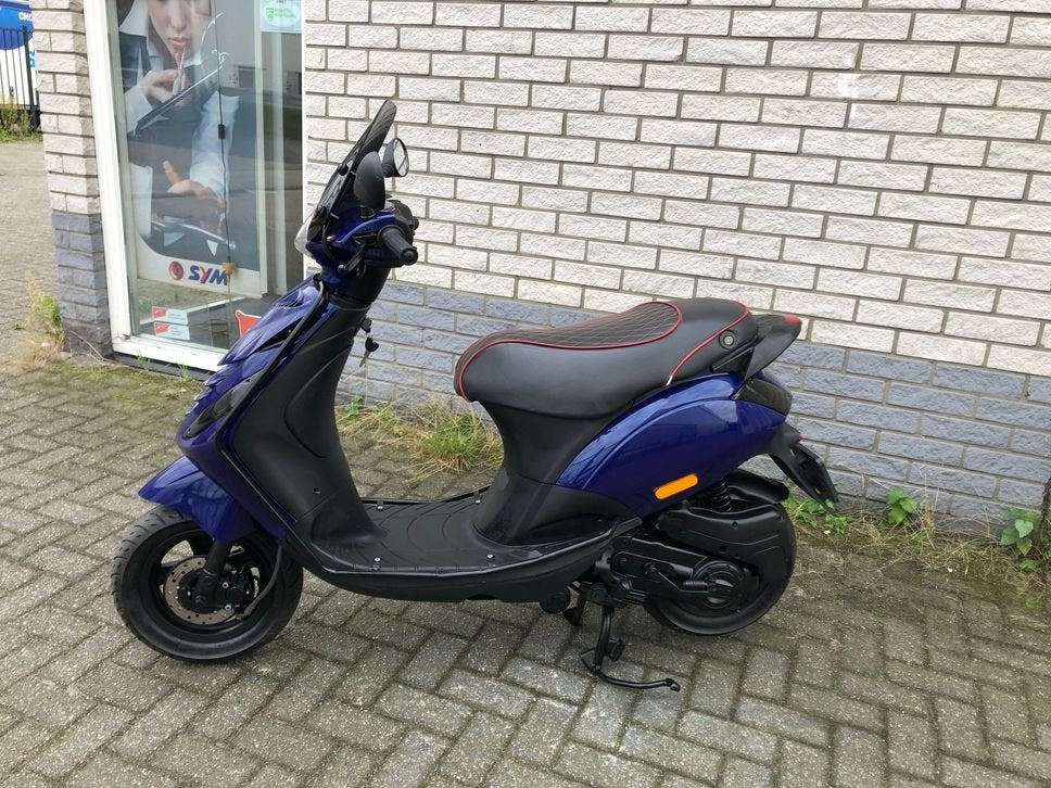 MOOIE PIAGGIO ZIP SP 45KM BROM BMW BLAUW BJ2015 8000KM, PIAGGIO, Onbekend, Onbekend, Piaggio