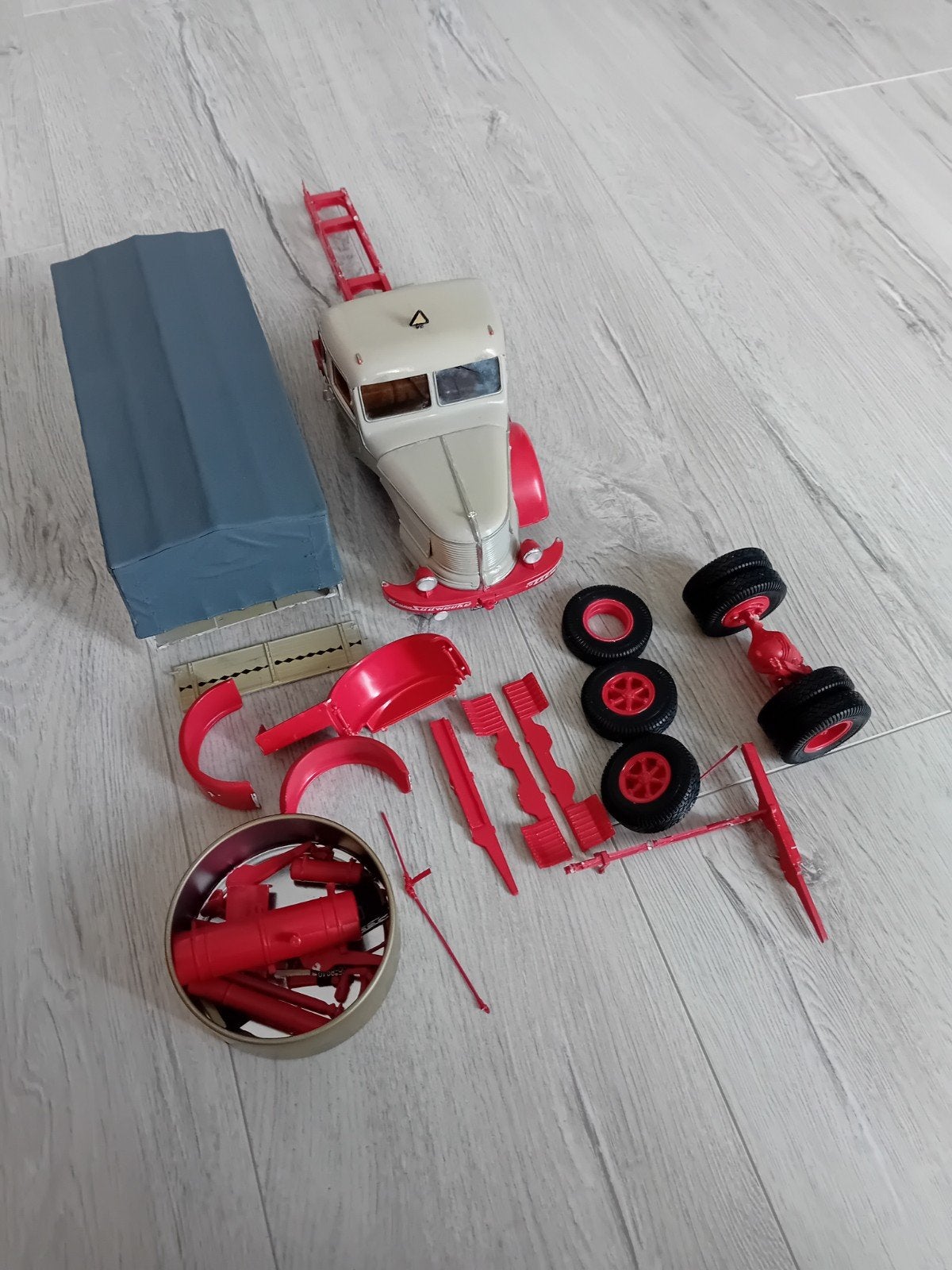 Revell Krupp Titan ., Ophalen of Verzenden, Groter dan 1:32, Auto, Revell