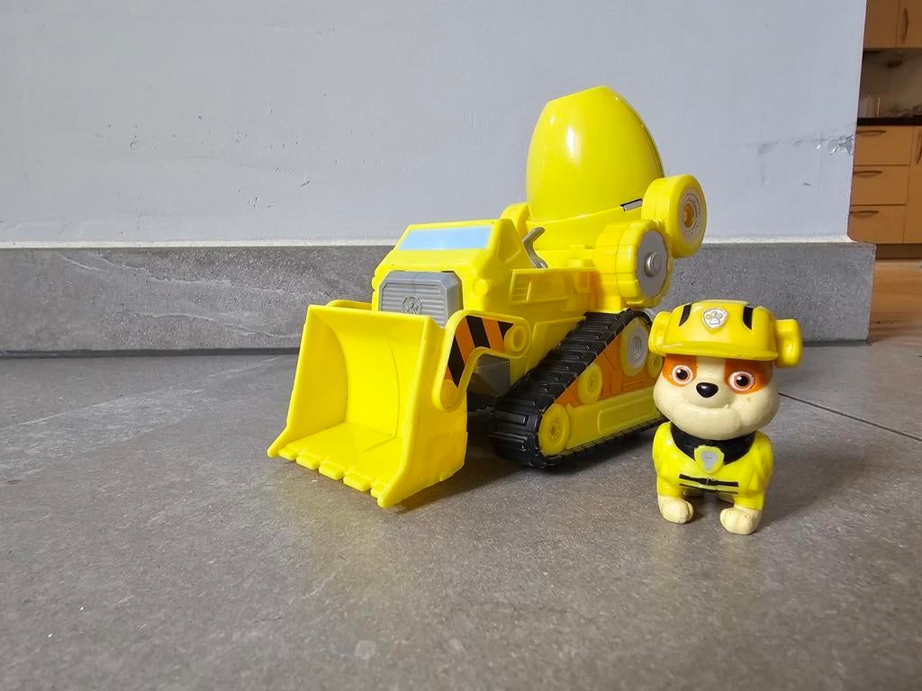 Paw Patrol Rubble voertuig met figuur, Ophalen