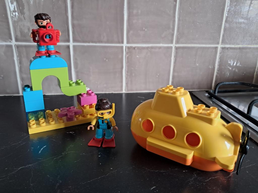 Duplo Onderzeeer met 2 duikers, Ophalen of Verzenden, Duplo