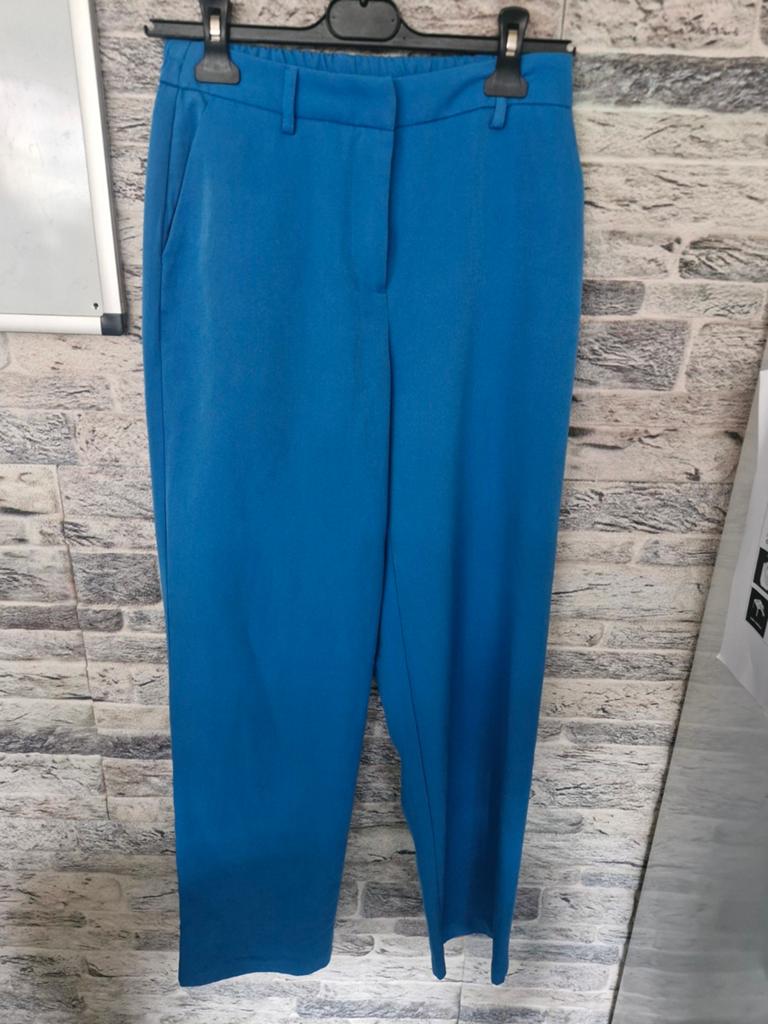 Blauwe nette broek maat 36, Kleding | Dames, Broeken en Pantalons, Blauw, Vila, Onbekend, Ophalen of Verzenden