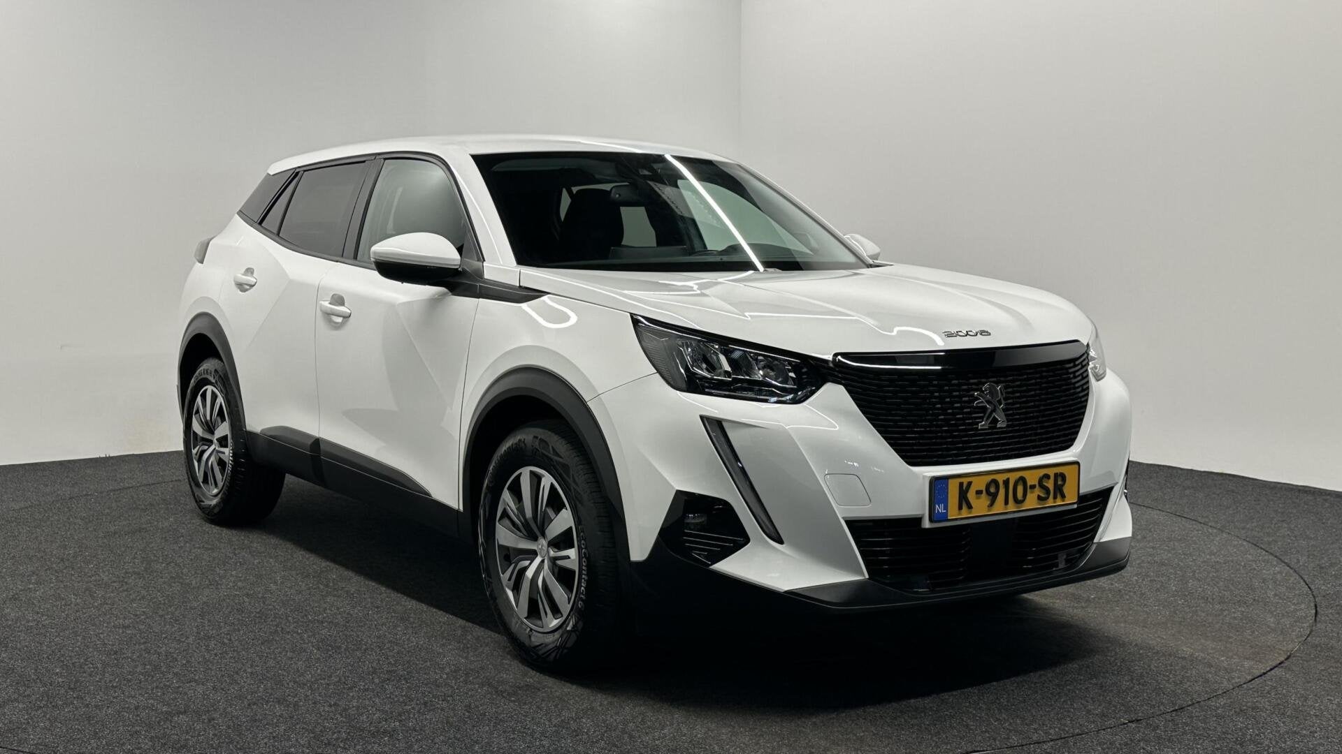 Peugeot 2008 1.2 PureTech Blue Lease Active CRUISE LM CARPLA, Auto's, Peugeot, Gebruikt, 1199 cc, Met garantie (alle), Wit