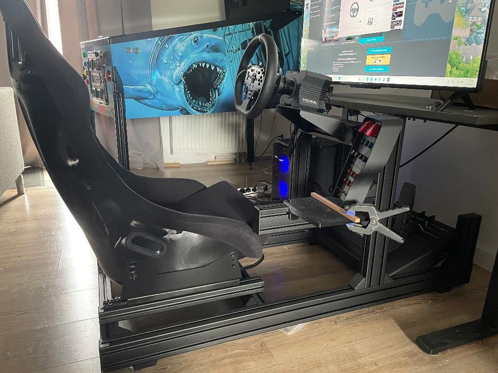 Sim-Lab GT1 Evo Moza R5 met stoel, buttonbox en LED matrix, Ophalen, Zo goed als nieuw, Thrustmaster, SimLab, Moza Racing, Moza