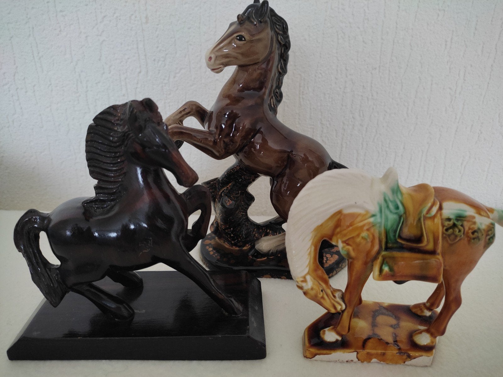 3 Vintage Paardenbeeldjes: Keramiek en Hout, Ophalen of Verzenden