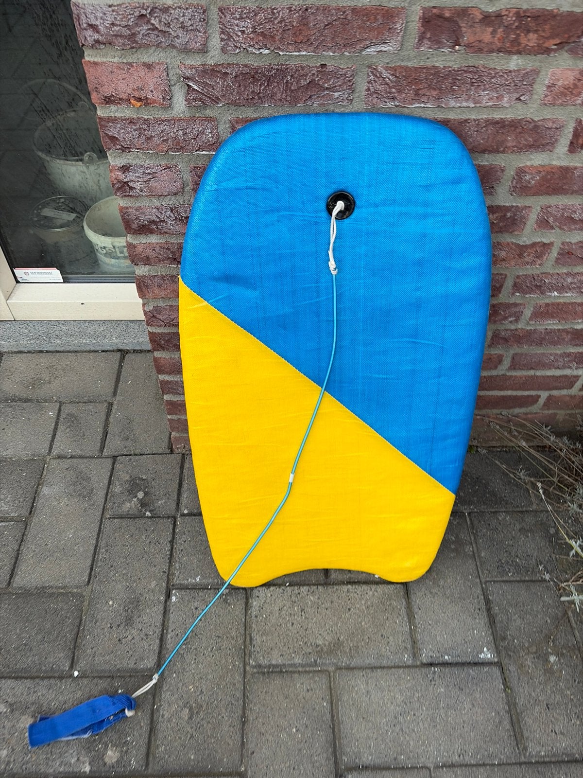 Bodyboard / Buikplank - Blauw/Geel, Watersport en Boten, Ophalen, Gebruikt, Overige typen, Met koord