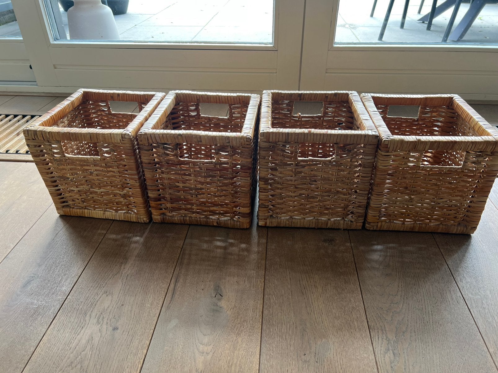 Rieten mandjes ikea, Huis en Inrichting, Woonaccessoires | Schalen en Manden, Ophalen, Gebruikt, Mand, Vierkant