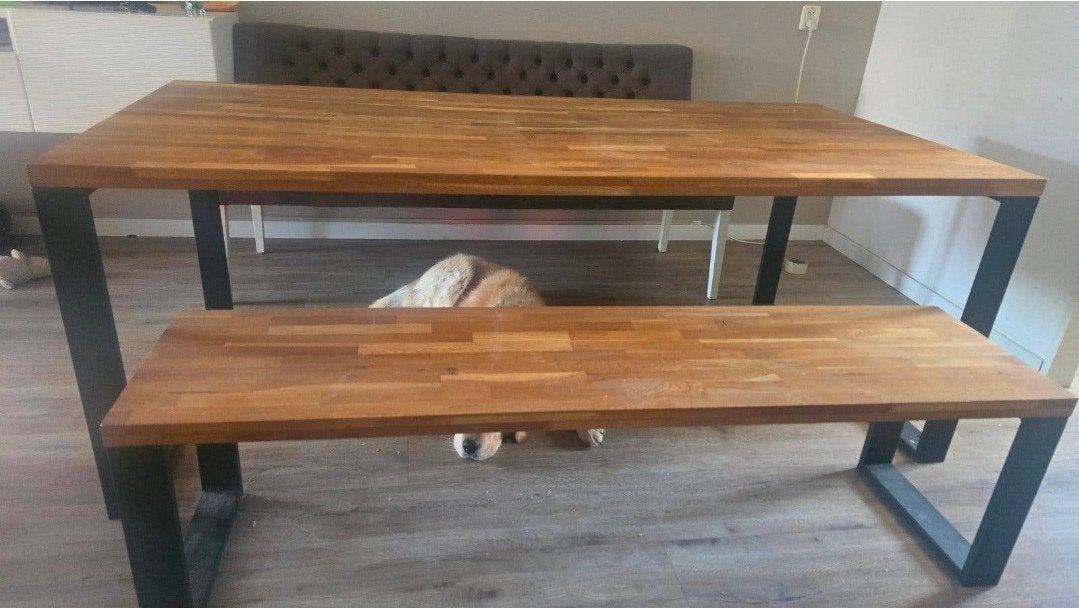 Eettafel met bijpassende bank. 180cm lang, Ophalen, Vijf personen of meer, Rechthoekig, 150 tot 200 cm